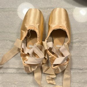 Freed Classic Pro 90 Pointe Shoe 6.5 X Hard
